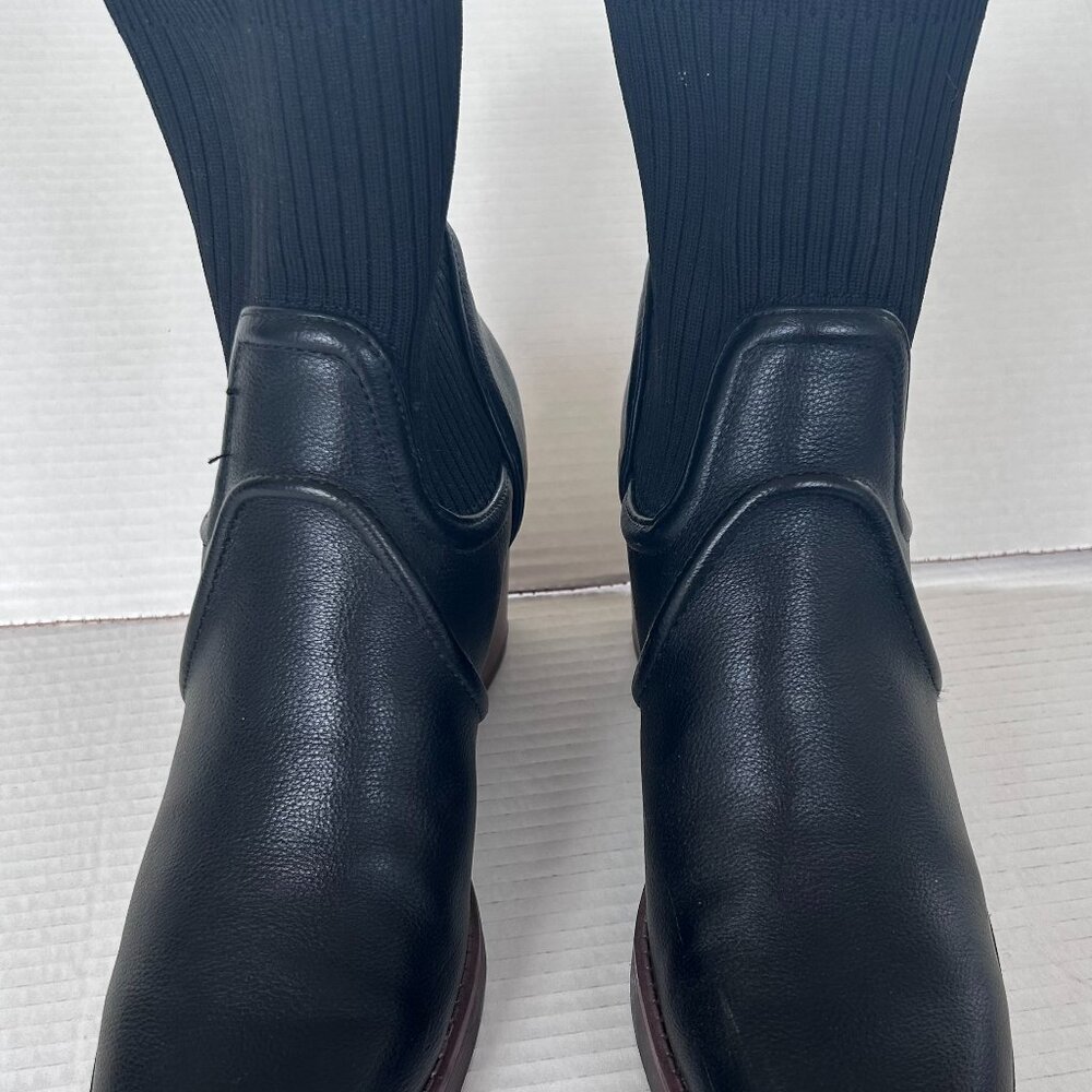 BLACK BARETRAPS BOOTS